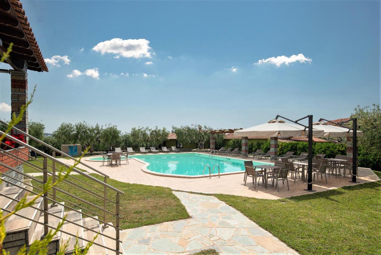 Sunday Resort Gerakini Exteriér fotografie