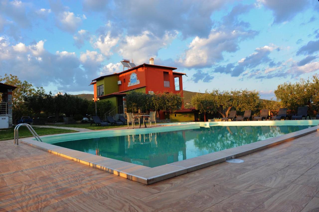 Sunday Resort Gerakini Exteriér fotografie